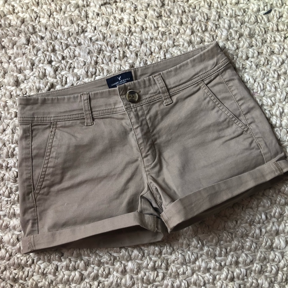 AE khaki midi shorts